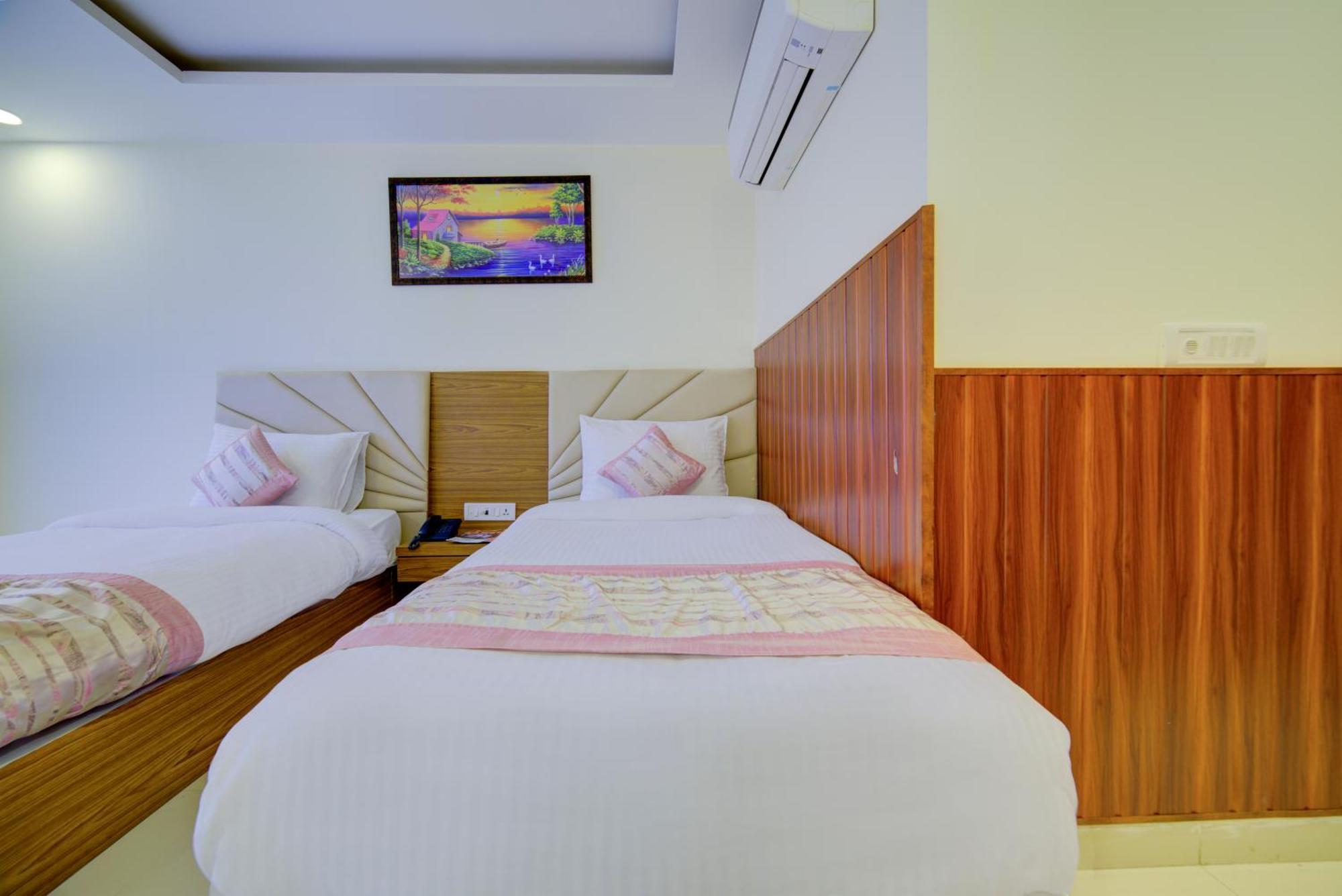 Hotel Grand Suites By D'Capitol Near Delhi Airport New Delhi Eksteriør billede