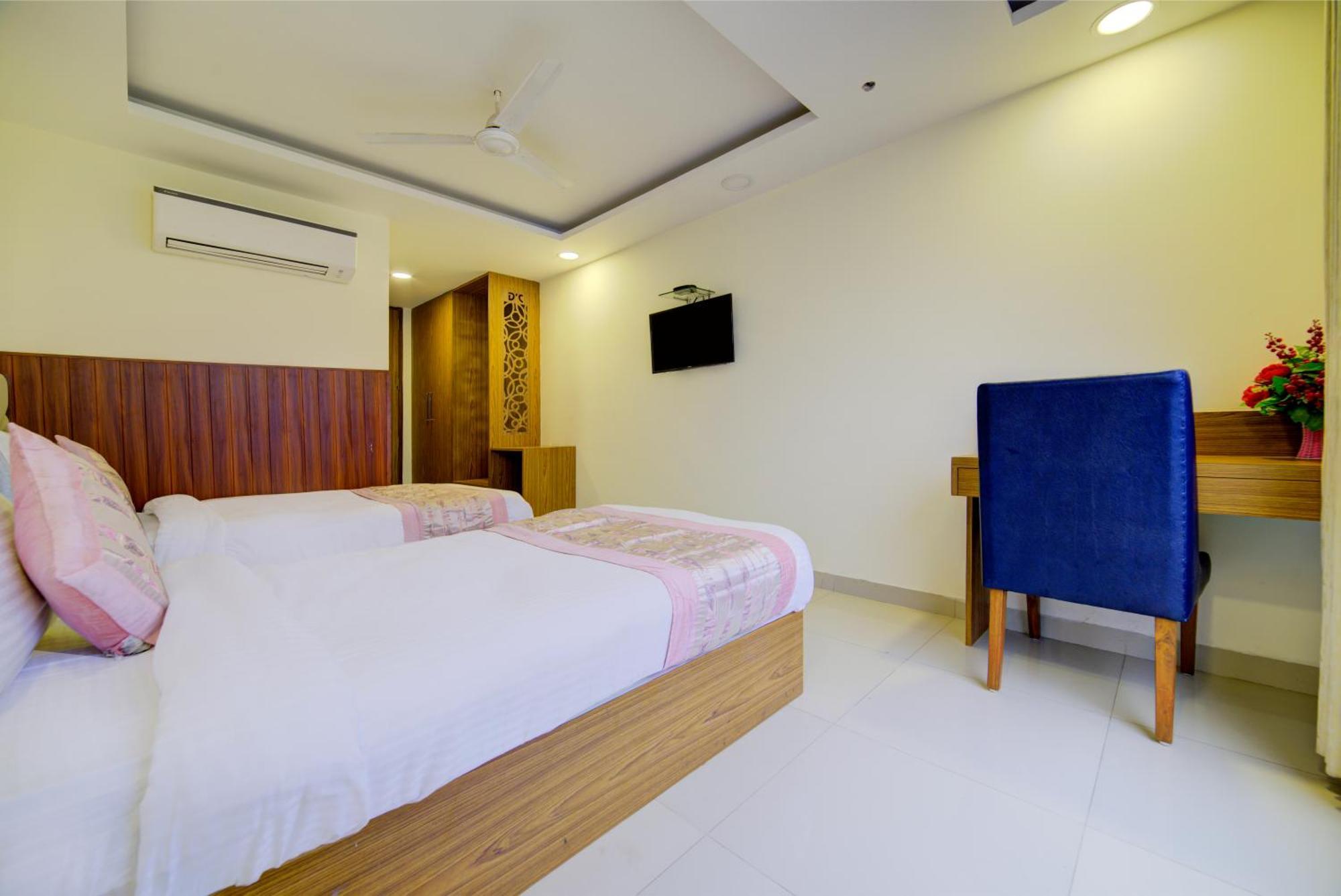 Hotel Grand Suites By D'Capitol Near Delhi Airport New Delhi Eksteriør billede