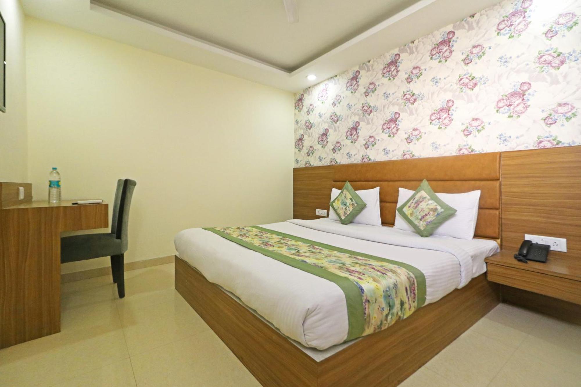 Hotel Grand Suites By D'Capitol Near Delhi Airport New Delhi Eksteriør billede