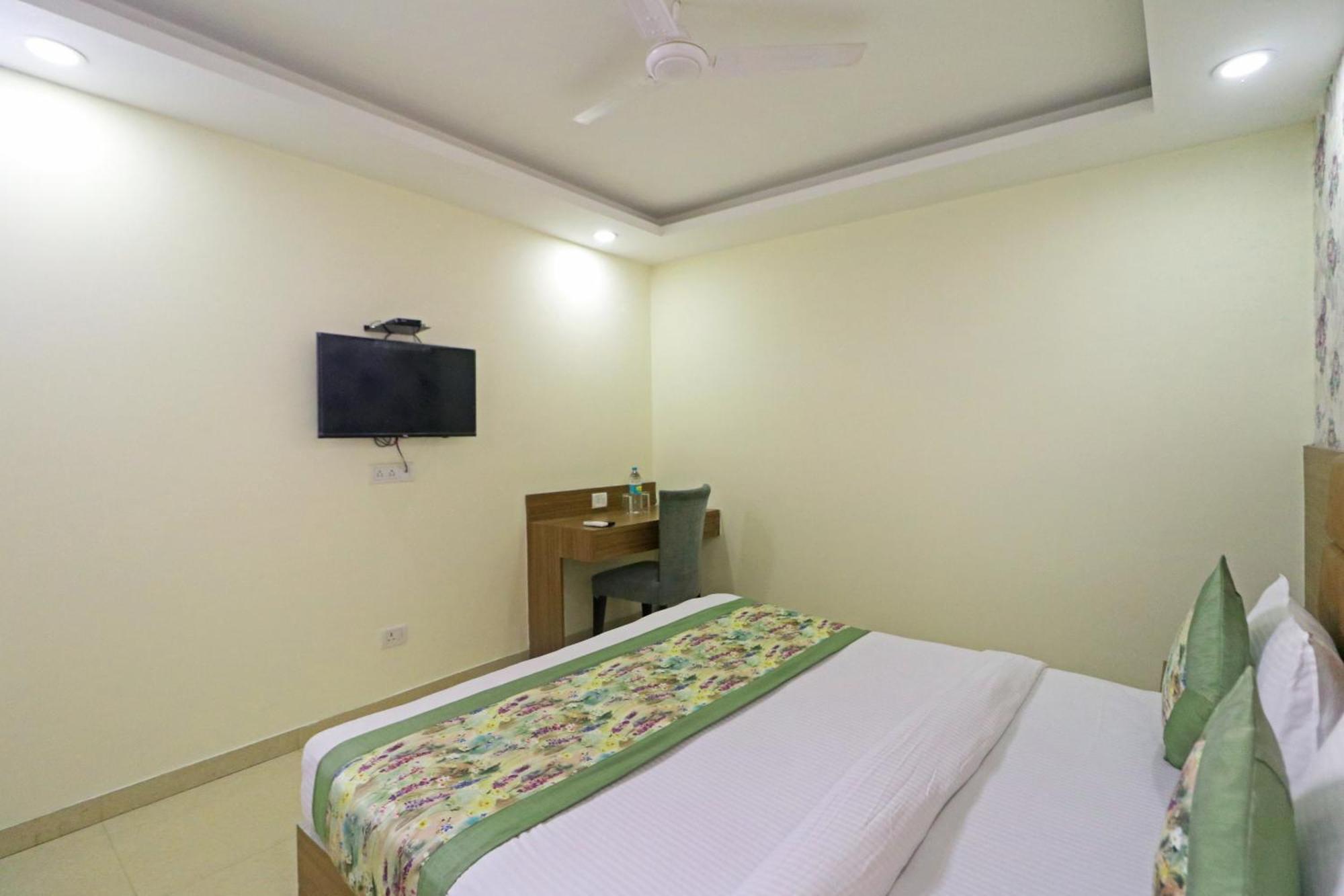 Hotel Grand Suites By D'Capitol Near Delhi Airport New Delhi Eksteriør billede