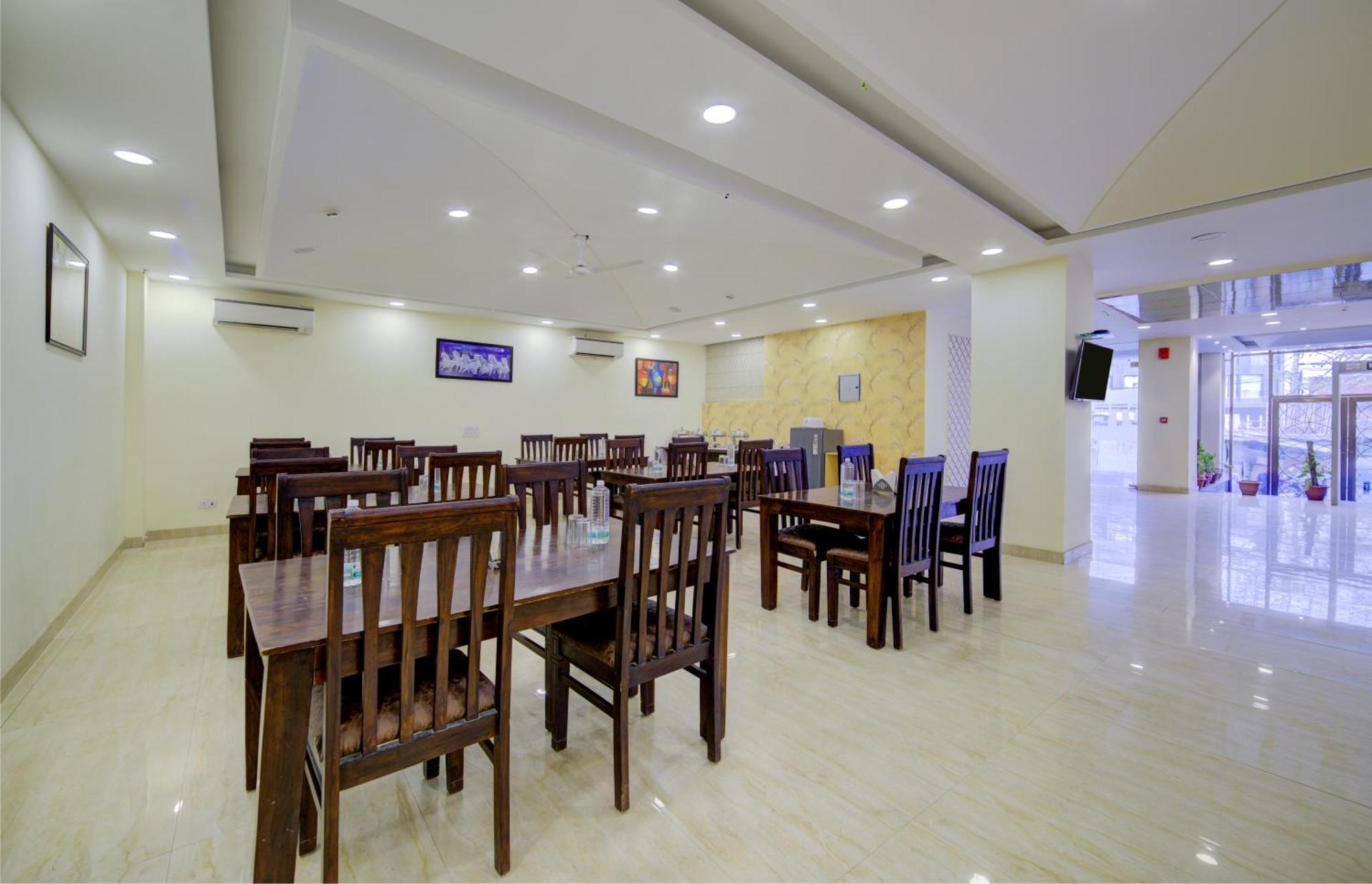 Hotel Grand Suites By D'Capitol Near Delhi Airport New Delhi Eksteriør billede