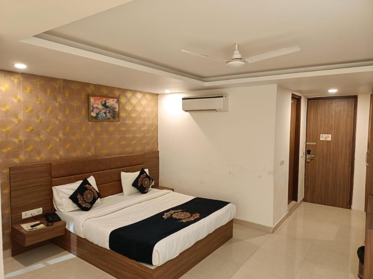 Hotel Grand Suites By D'Capitol Near Delhi Airport New Delhi Eksteriør billede