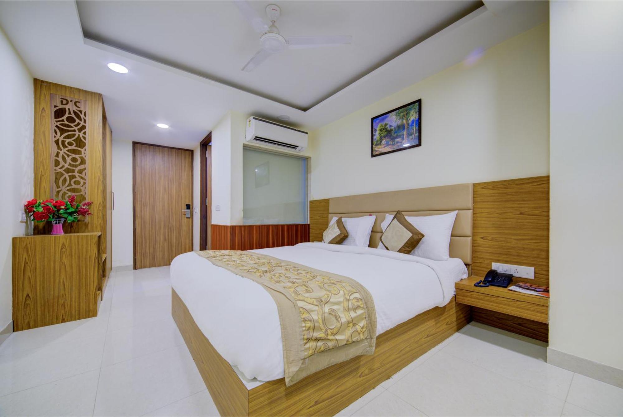 Hotel Grand Suites By D'Capitol Near Delhi Airport New Delhi Eksteriør billede