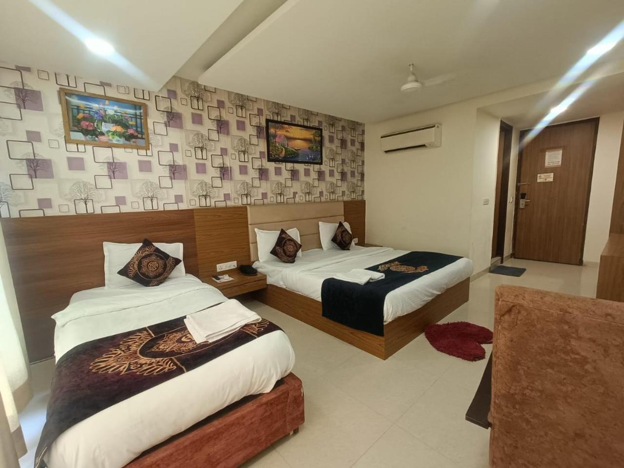 Hotel Grand Suites By D'Capitol Near Delhi Airport New Delhi Eksteriør billede
