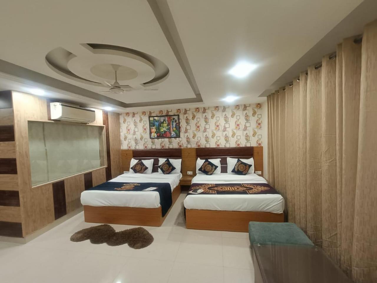 Hotel Grand Suites By D'Capitol Near Delhi Airport New Delhi Eksteriør billede