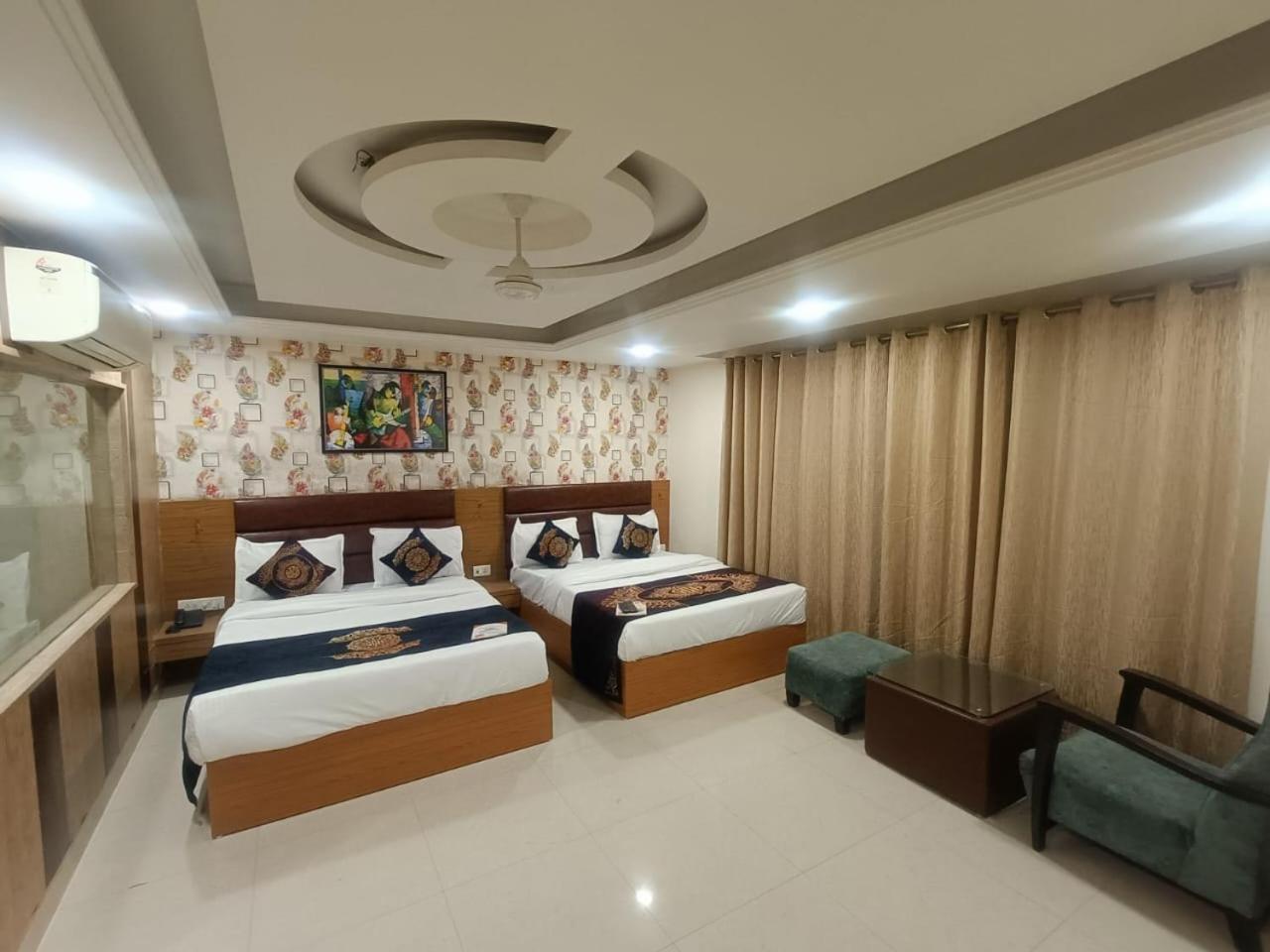 Hotel Grand Suites By D'Capitol Near Delhi Airport New Delhi Eksteriør billede