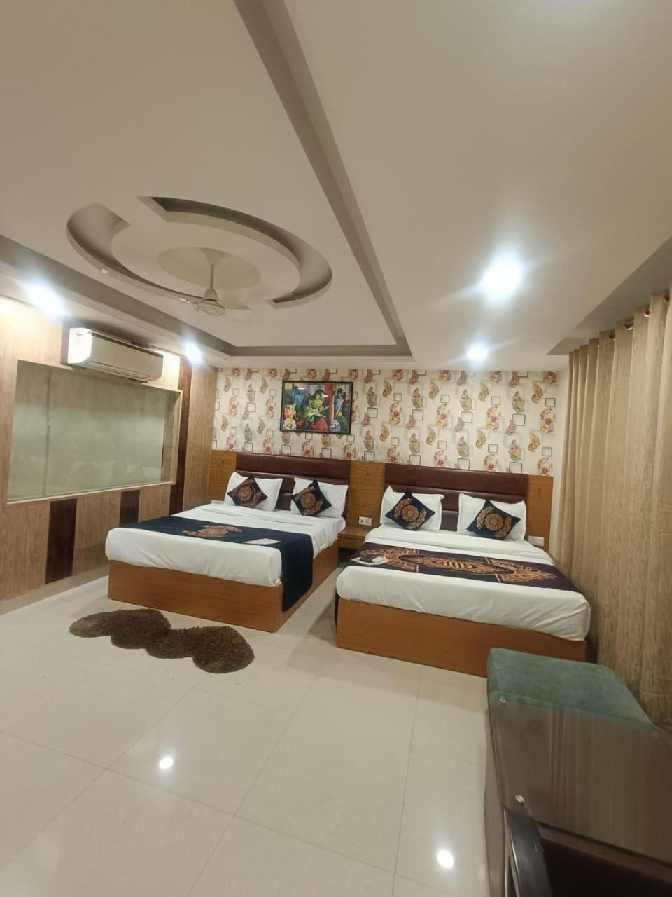 Hotel Grand Suites By D'Capitol Near Delhi Airport New Delhi Eksteriør billede